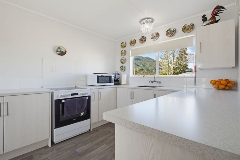 Photo of property in 24 Stirling Street, Te Aroha, 3320