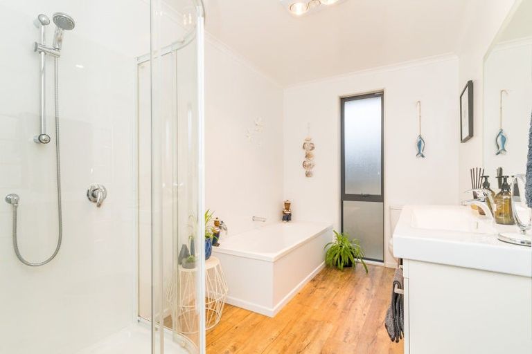 Photo of property in 13 Copperfield Close, Mosgiel, 9024