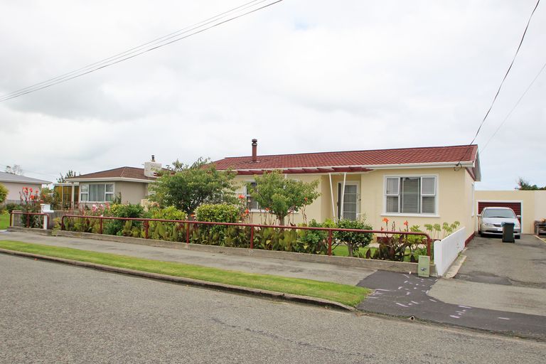 Photo of property in 5 Dalmeny Street, Oamaru North, Oamaru, 9400