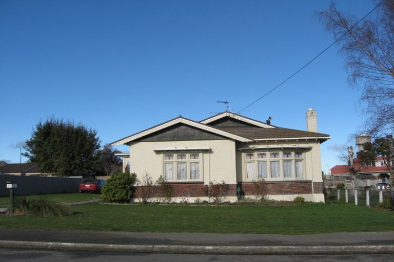 Photo of property in 11 Albert Street, Winton, 9720