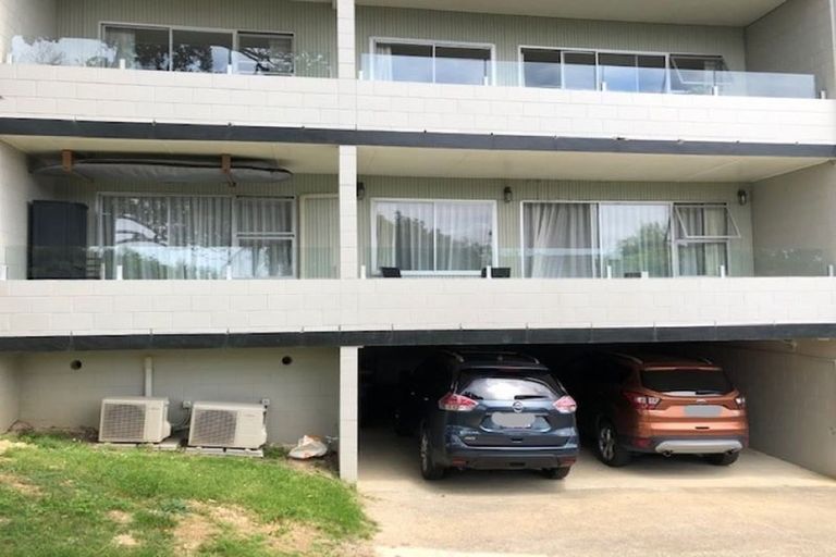 Photo of property in 1/34 Uxbridge Road, Mellons Bay, Auckland, 2014