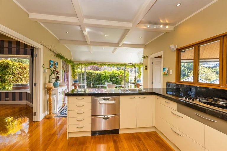 Photo of property in 69 Glenross Street, Glenross, Dunedin, 9011