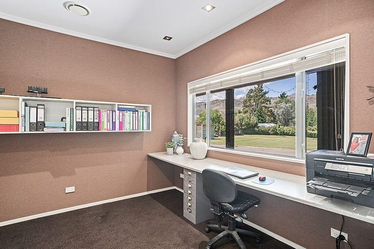 Photo of property in 17 Roberts Drive, Cromwell, 9310