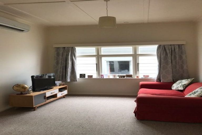 Photo of property in 247 Rintoul Street, Berhampore, Wellington, 6023