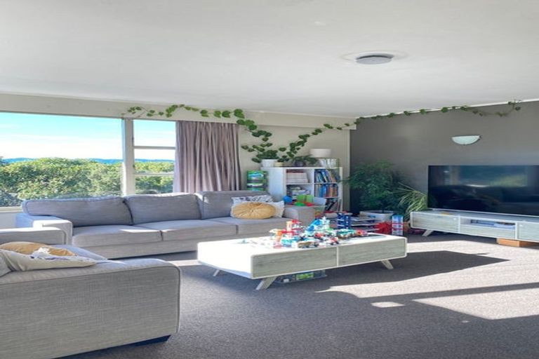 Photo of property in 26 Winston Street, Crofton Downs, Wellington, 6035