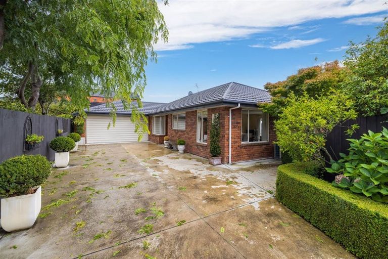 Photo of property in 117 Idris Road, Strowan, Christchurch, 8052
