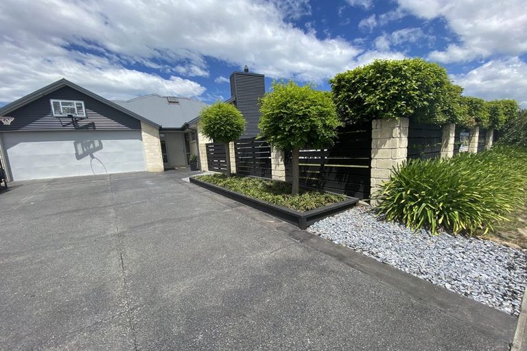 Photo of property in 25 Iraklis Close, Templeton, Christchurch, 8042