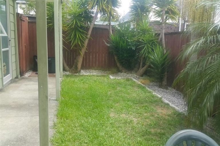 Photo of property in 5a Everingham Place, Sunnyhills, Auckland, 2010