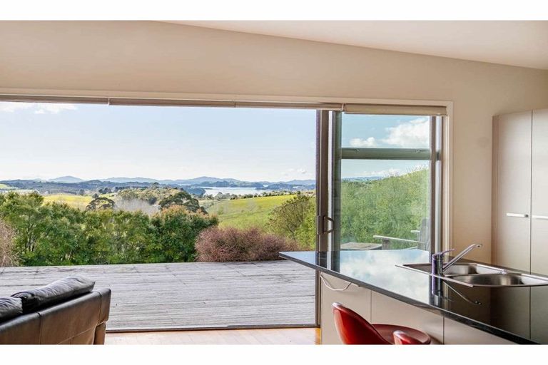 Photo of property in 236a Redcliffs Road, Kerikeri, 0294