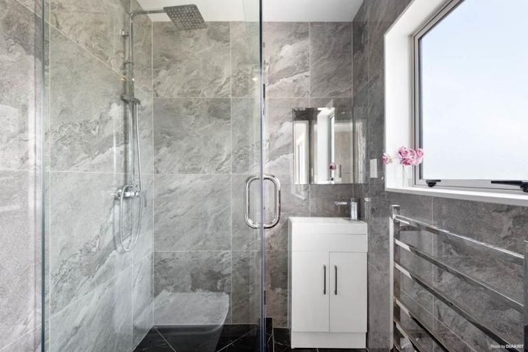 Photo of property in 12b Fernaig Street, Papakura, 2110