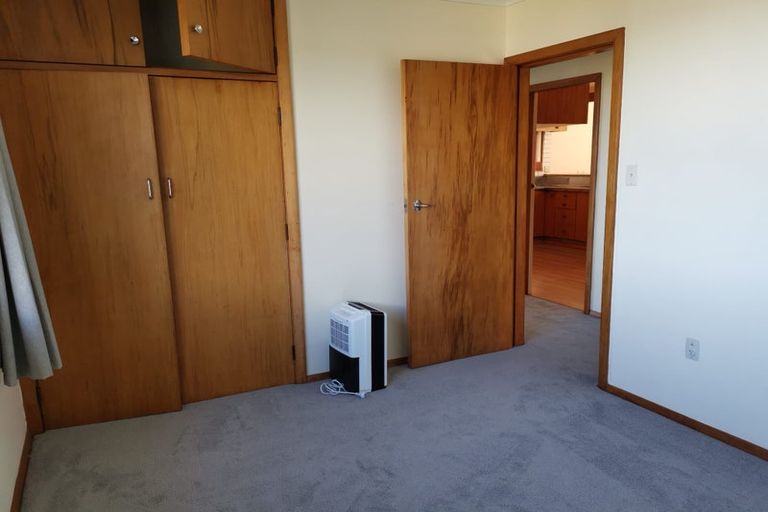 Photo of property in 5 Walnut Way, Maungaraki, Lower Hutt, 5010