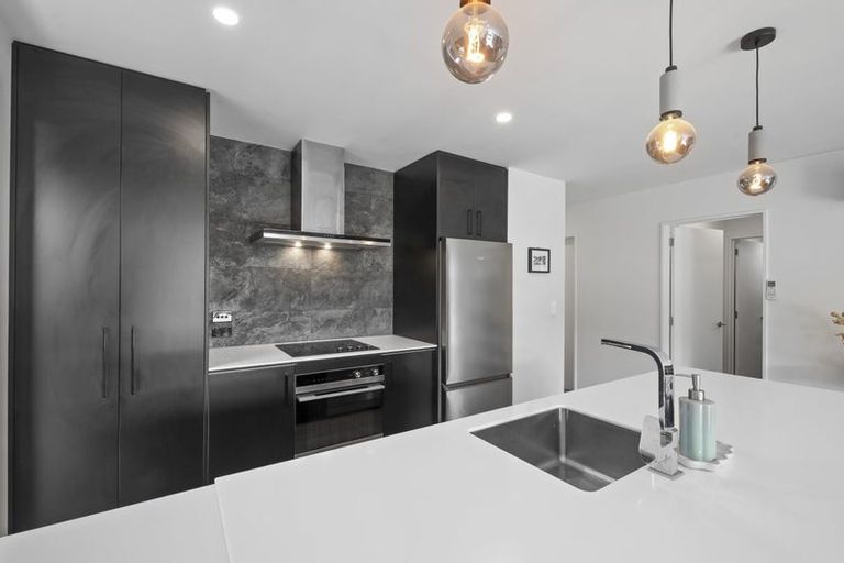 Photo of property in 19 Croydon Street, Woodend, 7610