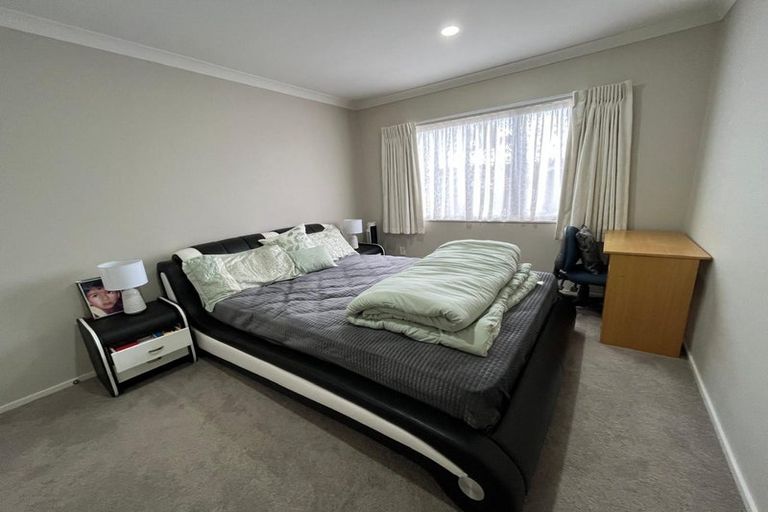 Photo of property in 98 Meadowland Drive, Somerville, Auckland, 2014