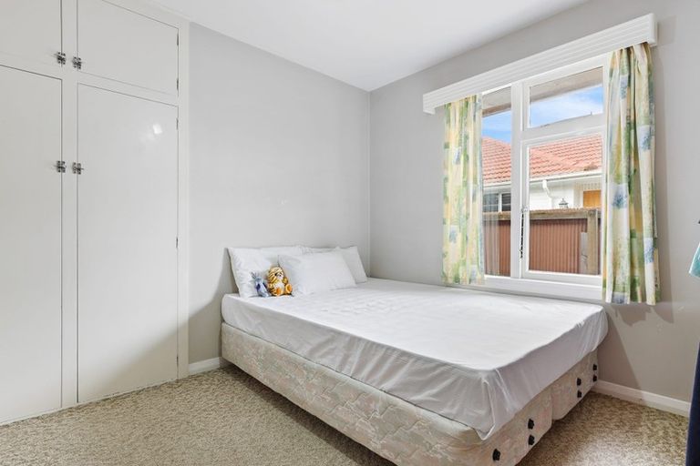 Photo of property in 1/14 Shaftesbury Street, Avonhead, Christchurch, 8042