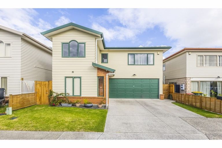 Photo of property in 38 Maypark Crescent, Flat Bush, Auckland, 2016