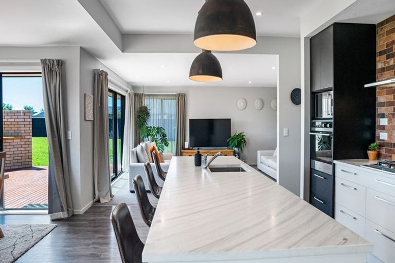 Photo of property in 70 Kingsdowne Drive, West Melton, 7618