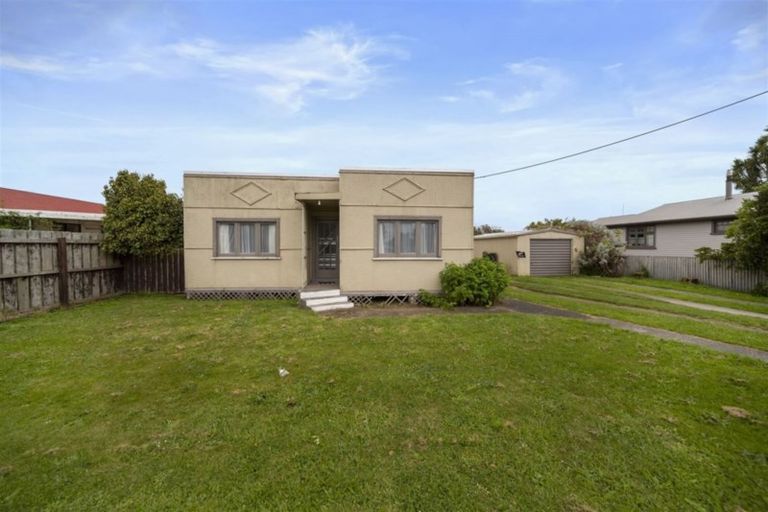 Photo of property in 419 Waihi Road, Normanby, Hawera, 4614
