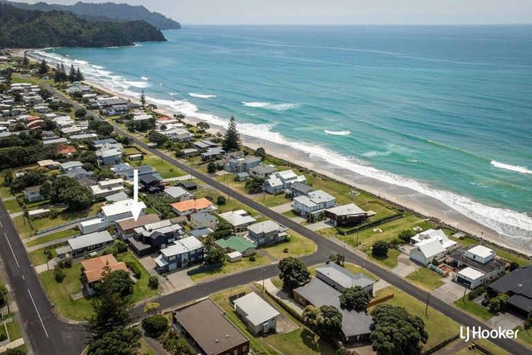 Photo of property in 81b Dillon Street, Waihi Beach, 3611