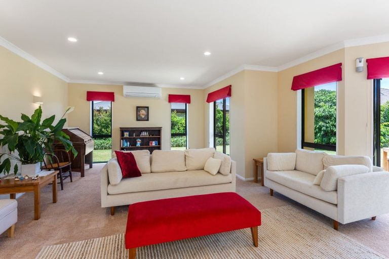 Photo of property in 134 Weggery Drive, Waikanae Beach, Waikanae, 5036