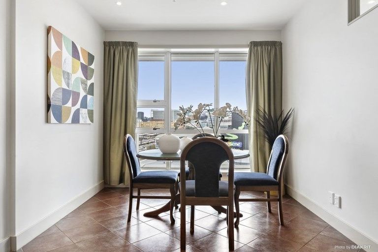 Photo of property in Stadium Garden Flats, 316/107 Thorndon Quay, Pipitea, Wellington, 6011