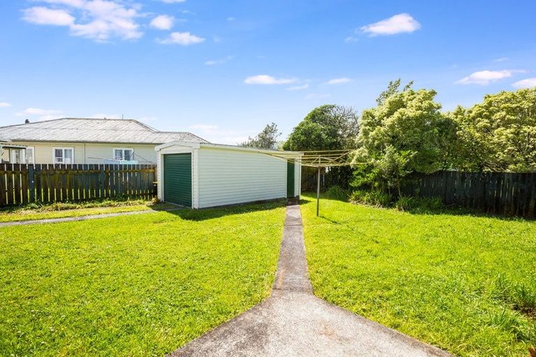 Photo of property in 148 Main Road, Tawa, Wellington, 5028