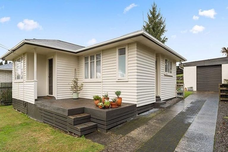 Photo of property in 110 Sunset Road, Mangakakahi, Rotorua, 3015