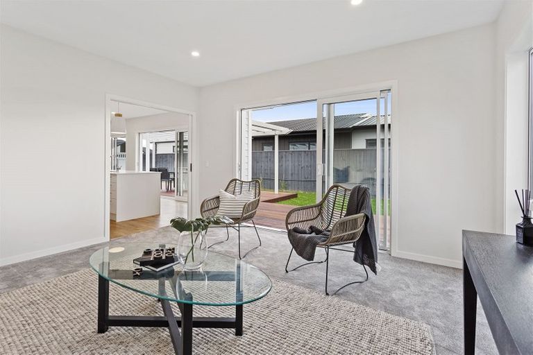 Photo of property in 29 Valour Drive, Rangiora, 7400