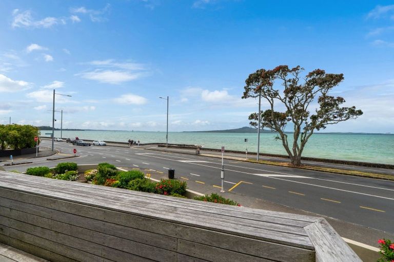 Photo of property in 2/195 Tamaki Drive, Kohimarama, Auckland, 1071