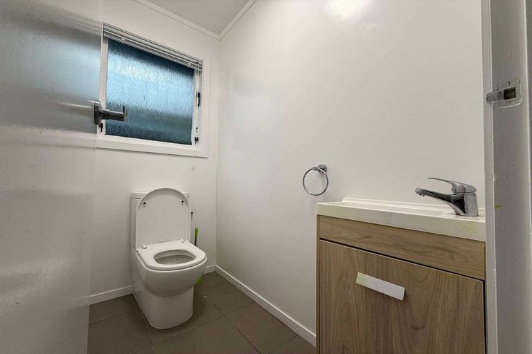 Photo of property in 16 Mission Street, Waterloo, Lower Hutt, 5011