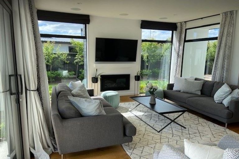 Photo of property in 6 Mersham Drive, Prebbleton, 7604