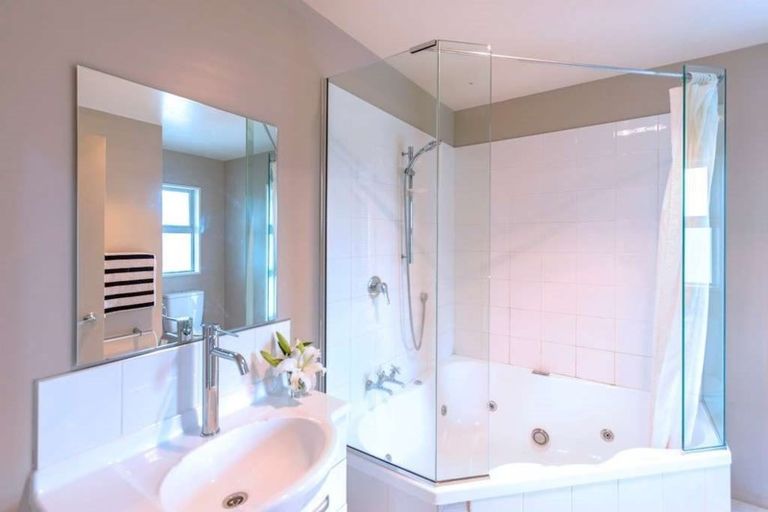 Photo of property in 91 Purchas Street, Edgeware, Christchurch, 8013