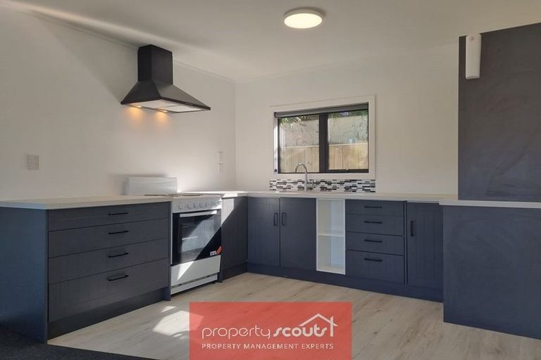 Photo of property in 5d Tahurangi Place, Spotswood, New Plymouth, 4310