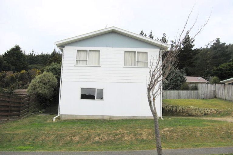 Photo of property in 60 Trelawney Road, Wainuiomata, Lower Hutt, 5014