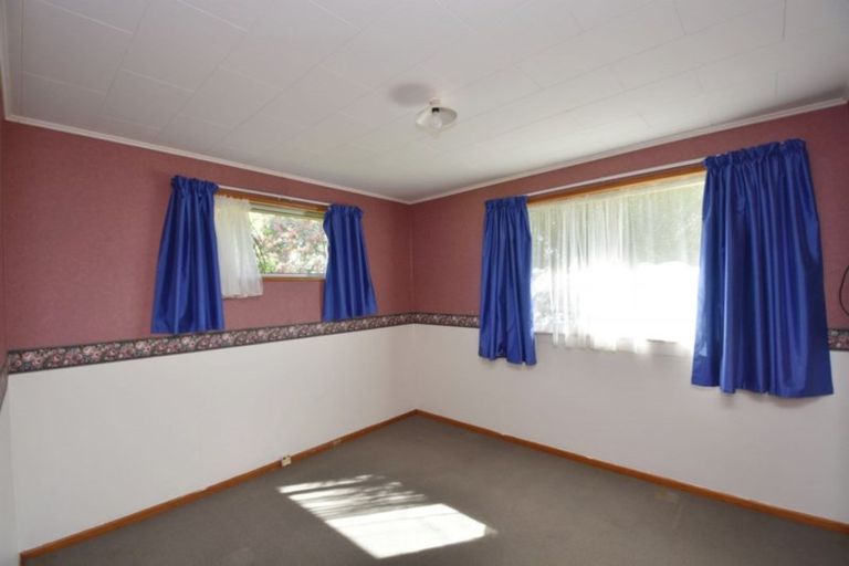 Photo of property in 12 Great North Road, Winton, 9720