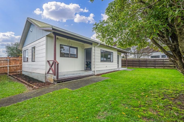 Photo of property in 59 Raglan Avenue, Cloverlea, Palmerston North, 4412