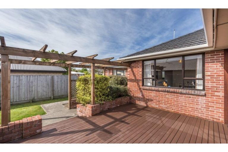 Photo of property in 78 Daniels Road, Redwood, Christchurch, 8051