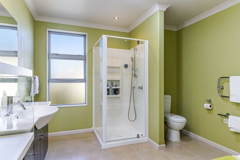 Photo of property in 15 Dillon Street, Blenheim, 7201