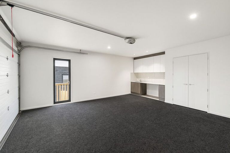 Photo of property in 17 Whale Bay Rise, Gulf Harbour, Whangaparaoa, 0930