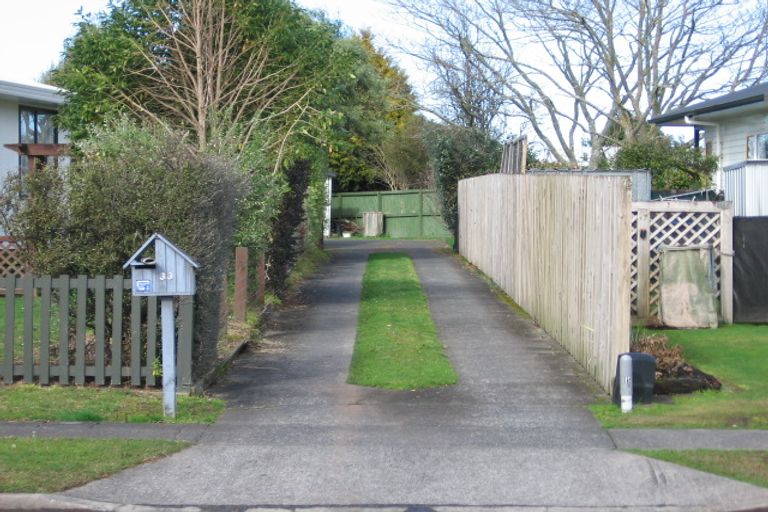 Photo of property in 33 Garland Drive, St Andrews, Hamilton, 3200