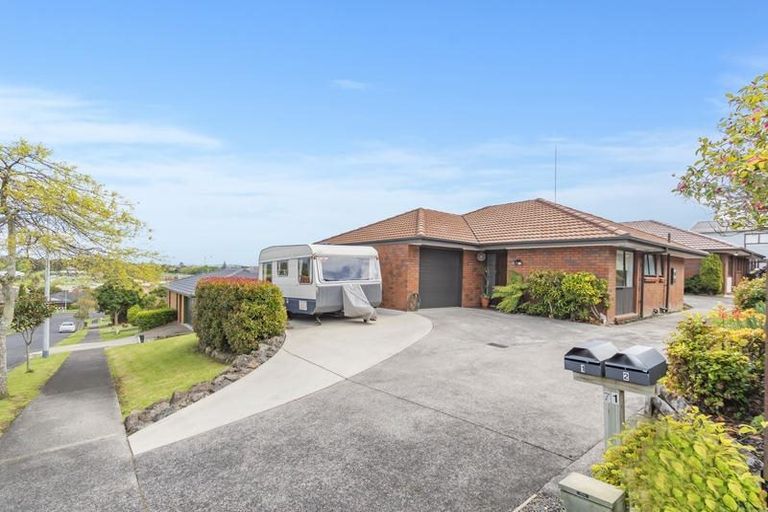 Photo of property in 1/71 Dalwhinnie Parade, Highland Park, Auckland, 2010