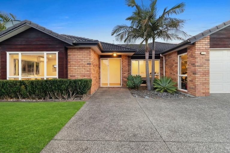 Photo of property in 20 Cartmel Avenue, Massey, Auckland, 0614