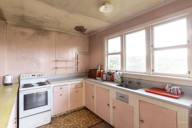 Photo of property in 10 Cardiff Street, Waimate, 7924