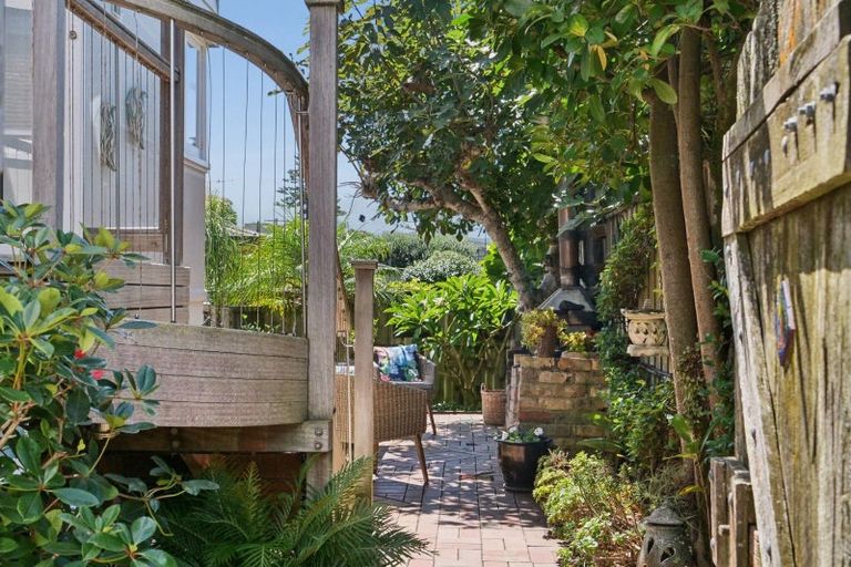 Photo of property in 61 Oceanview Road, Mount Maunganui, 3116