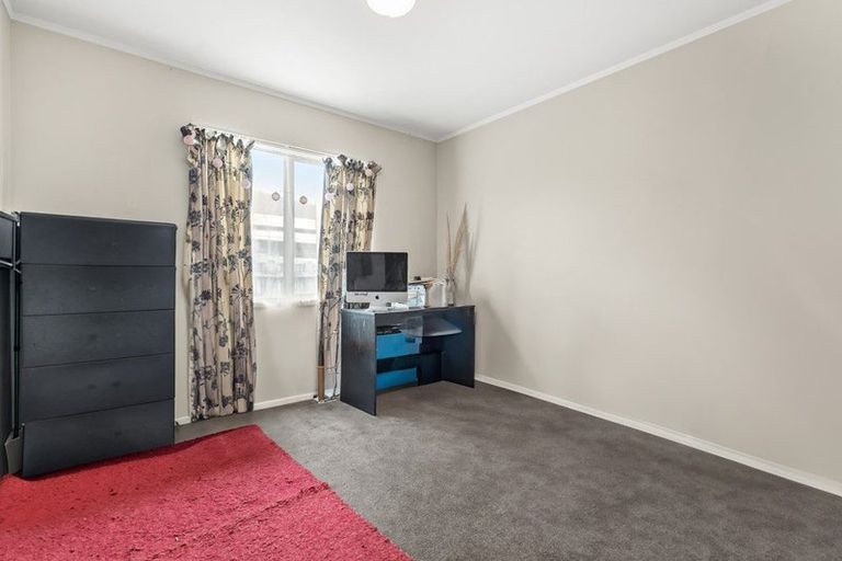 Photo of property in 22 Elizabeth Avenue, Papatoetoe, Auckland, 2025