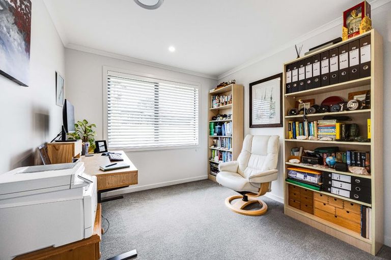 Photo of property in 2 Awatiro Drive, Kaukapakapa, 0871