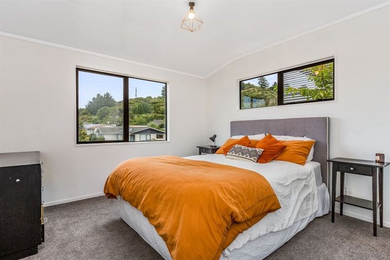Photo of property in 63 Omapere Street, Whitby, Porirua, 5024