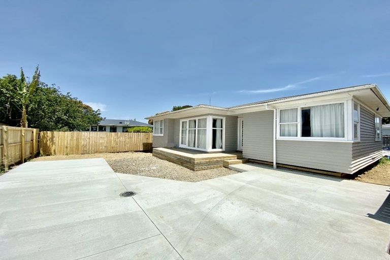 Photo of property in 15 Addington Avenue, Manurewa, Auckland, 2102