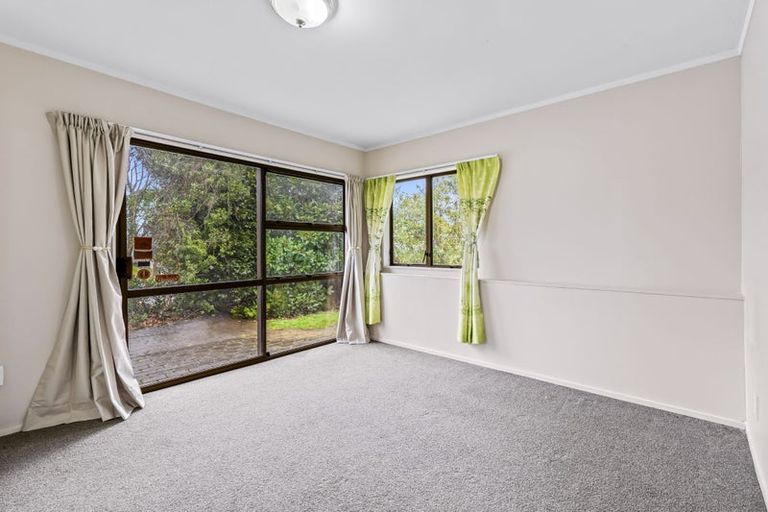 Photo of property in 41 Kennedy Avenue, Forrest Hill, Auckland, 0620