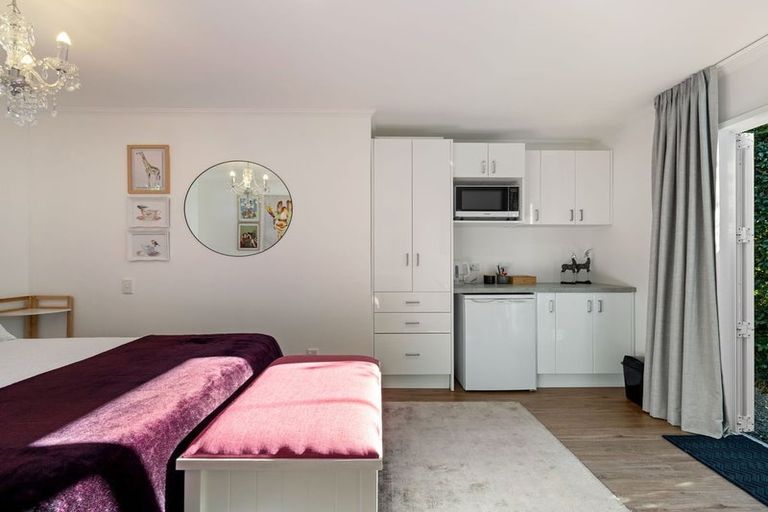 Photo of property in 41 Rosedale Crescent, Cloverlea, Palmerston North, 4412