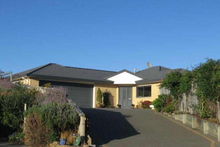 Photo of property in 141 Realm Drive, Paraparaumu, 5032